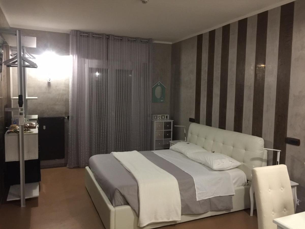 B2In Suite&Office Capriate San Gervasio Exterior foto