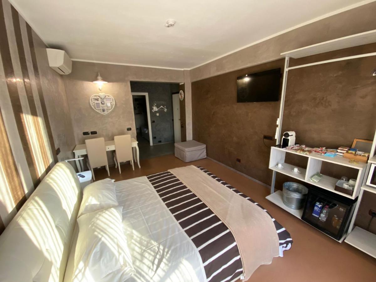 B2In Suite&Office Capriate San Gervasio Exterior foto