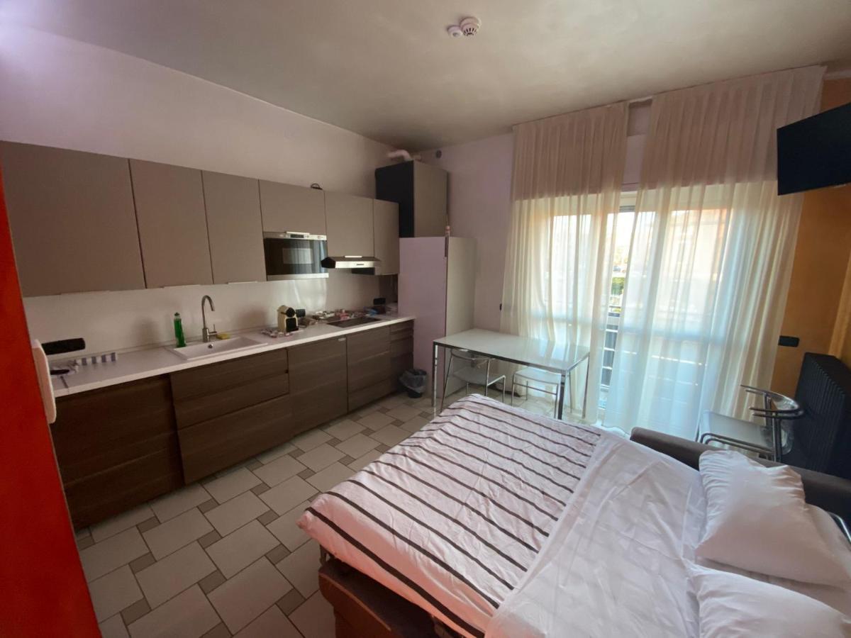 B2In Suite&Office Capriate San Gervasio Exterior foto