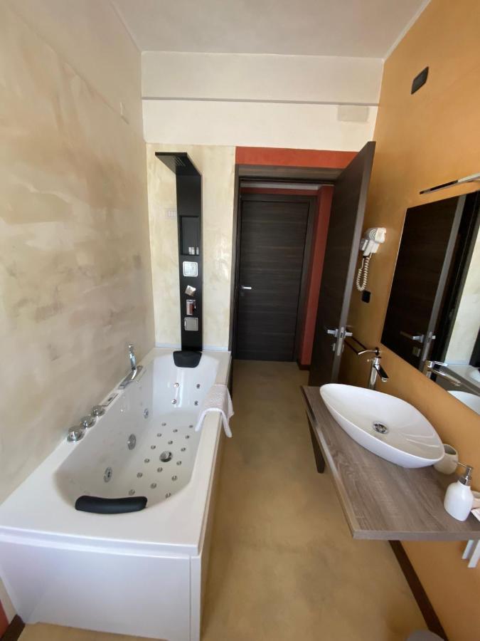 B2In Suite&Office Capriate San Gervasio Exterior foto