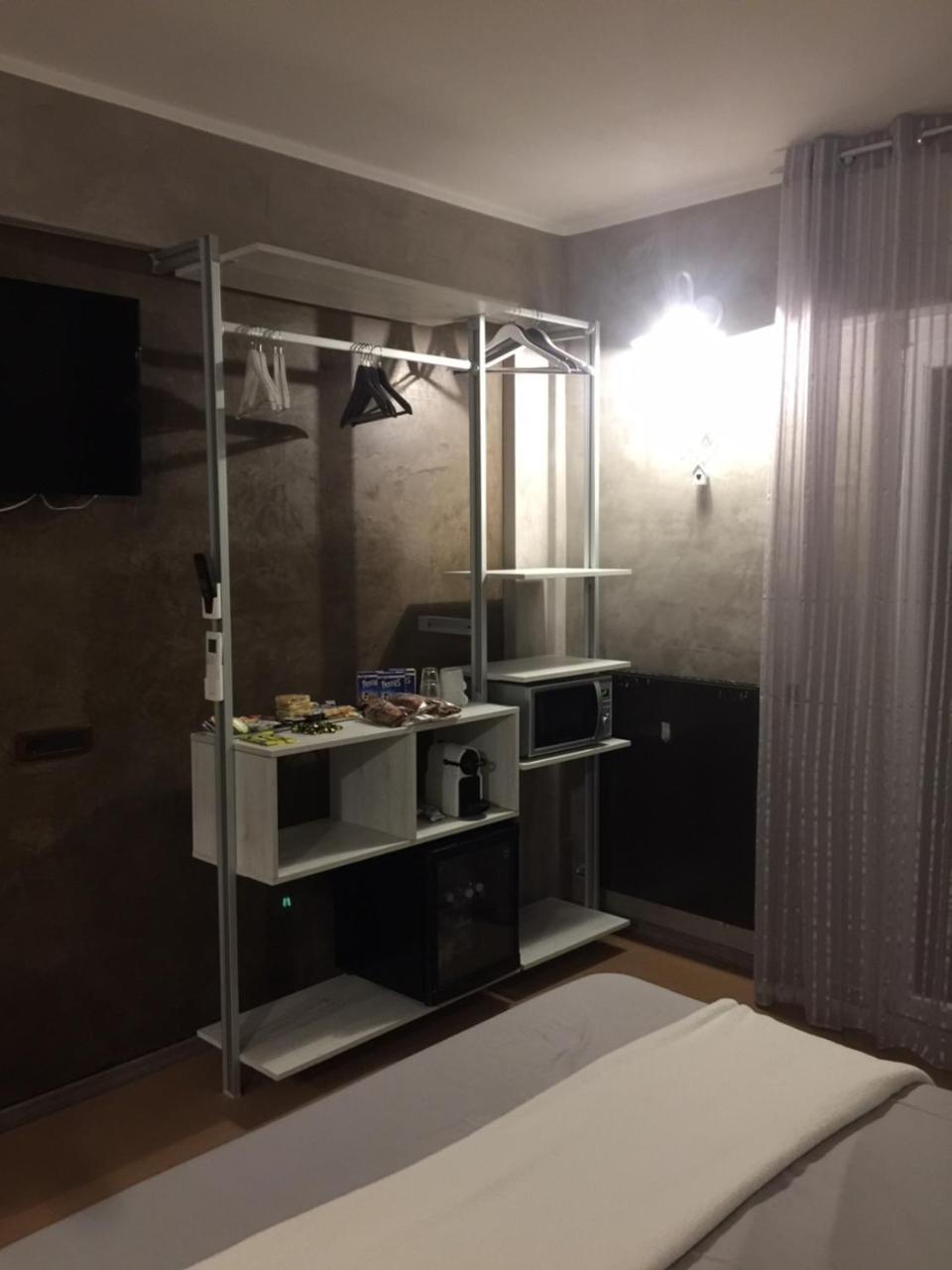 B2In Suite&Office Capriate San Gervasio Exterior foto